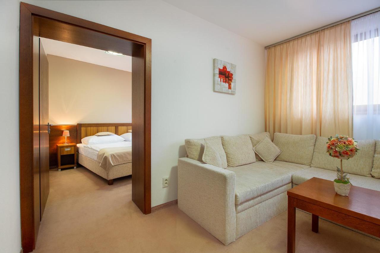Hotel Academic Zvolen Eksteriør billede