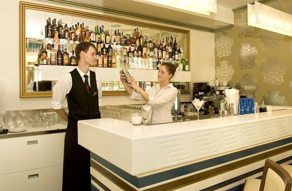 Hotel Academic Zvolen Eksteriør billede